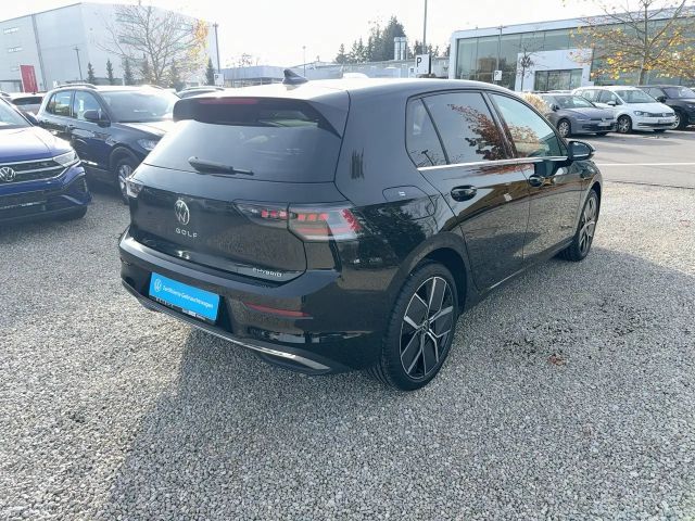 Volkswagen Golf Style eHybrid
