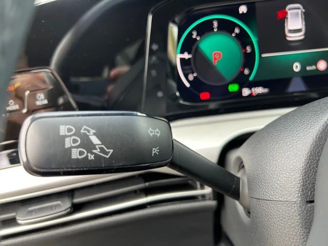 Volkswagen Golf DSG Life Variant