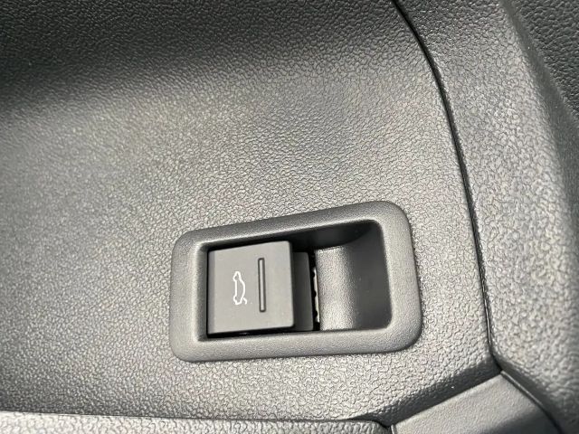 Audi A3 30 TFSI Sedan