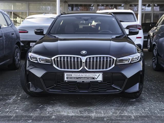 BMW 330 330e M-Sport Touring xDrive