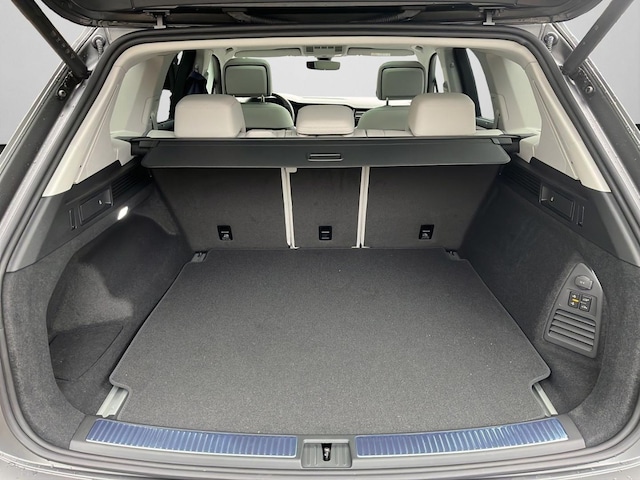 Volkswagen Touareg 4Motion R-Line