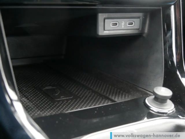 Volkswagen T-Cross 1.0 TSI R-Line