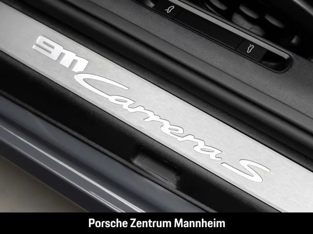 Porsche 992 Cabrio Carrera S