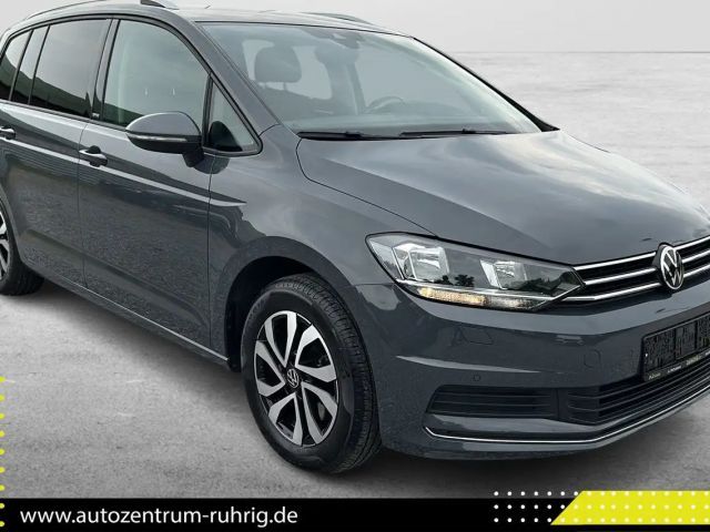 Volkswagen Touran Active 7-Sitzer