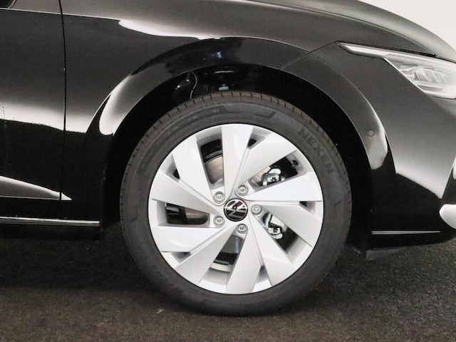 Volkswagen Golf 1.5 eTSI Golf VIII Life