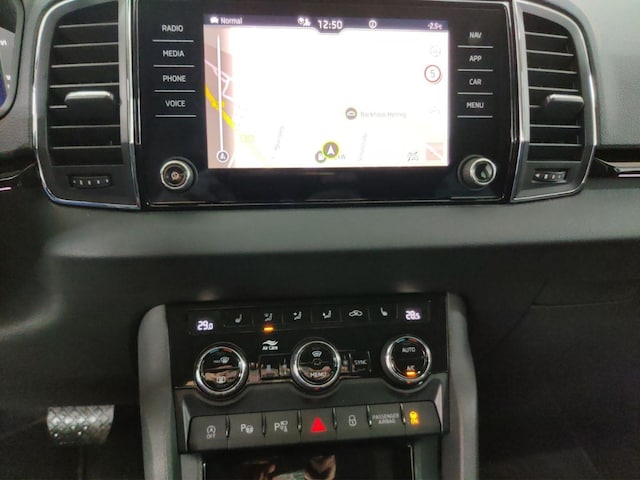 Skoda Karoq 1.5 TSI Lounge Tour