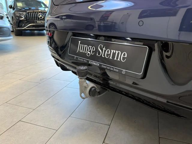 Mercedes-Benz EQE 300 AMG Line Sedan