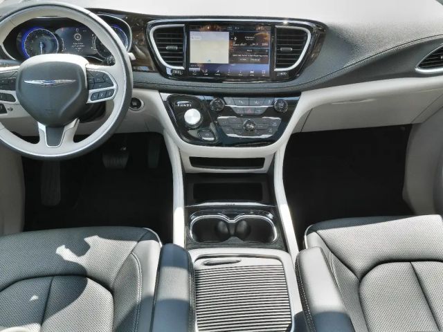 Chrysler Pacifica Limited