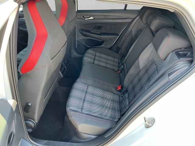 Volkswagen Golf 2.0 TSI DSG Golf VIII