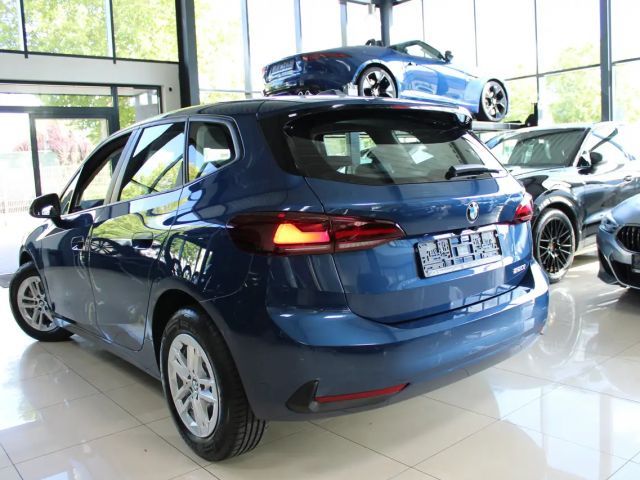BMW 220 220i Active Tourer