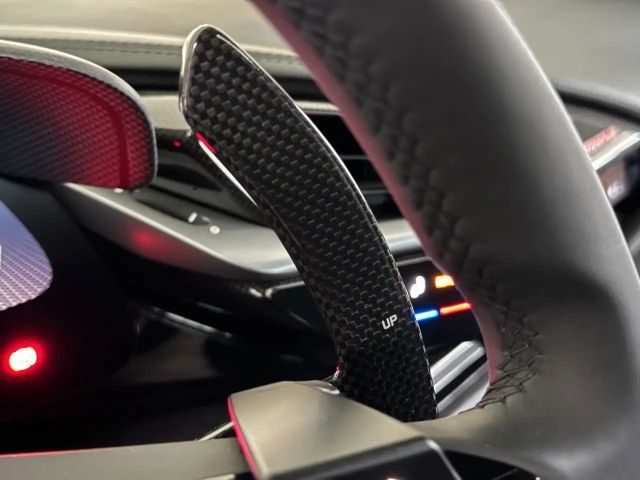 Ferrari SF90 Stradale