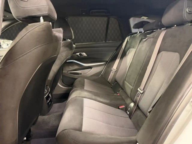 BMW 330 330e Touring xDrive