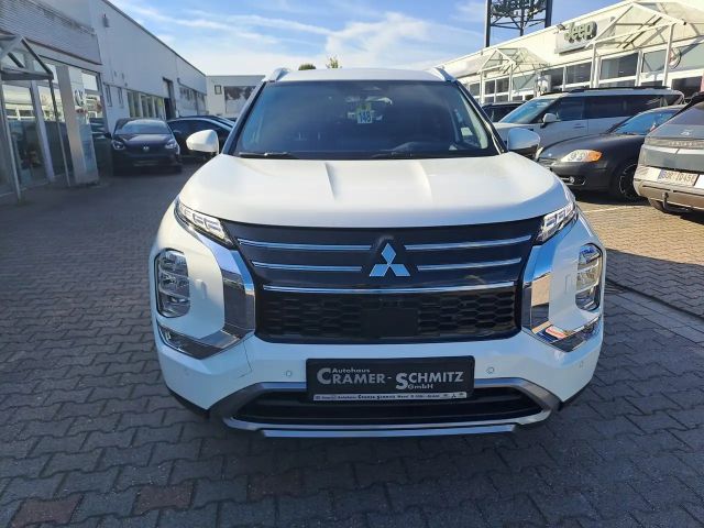 Mitsubishi Outlander 4WD PHEV