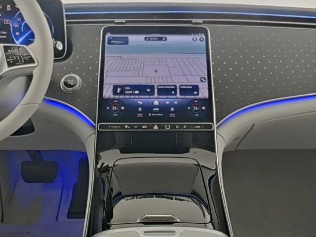 Mercedes-Benz EQE 350 Sedan