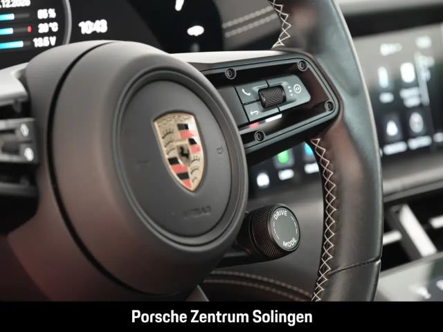 Porsche Taycan 4S