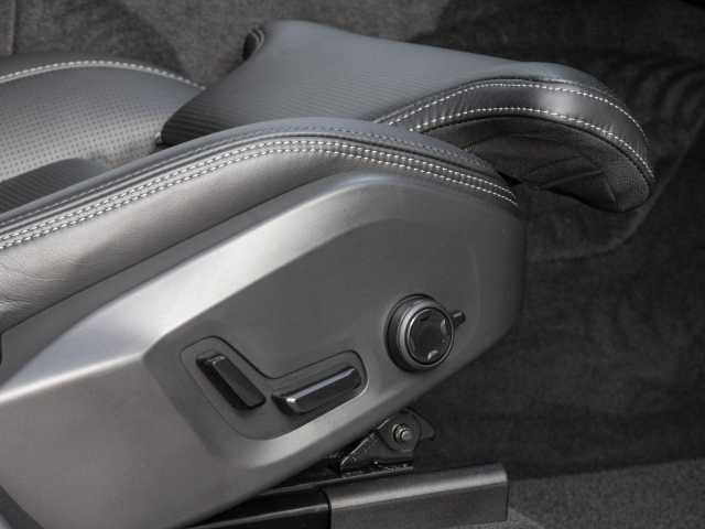 Volvo XC60 AWD Dark Recharge Ultimate