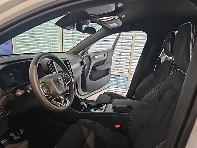 Volvo XC40 Plus