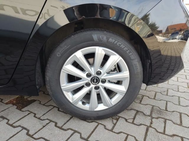 Opel Astra 1.2 Turbo Enjoy Turbo