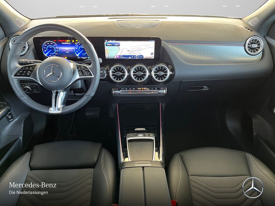 Mercedes-Benz EQA 300 4MATIC