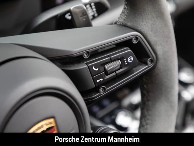 Porsche 992 Cabrio GTS