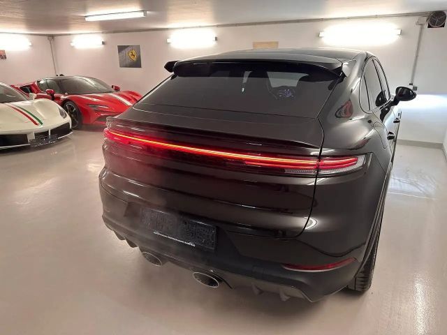 Porsche Cayenne Coupé E-Hybrid Turbo