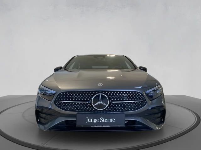 Mercedes-Benz A 180 A 180 d AMG Line Hatchback