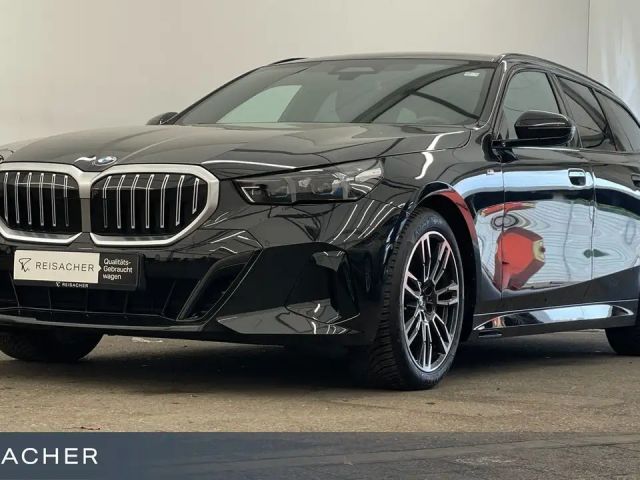 BMW 540 540d M-Sport Touring xDrive