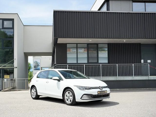 Volkswagen Golf DSG Life