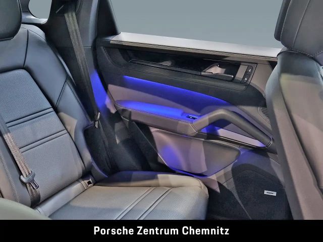 Porsche Cayenne Black Edition