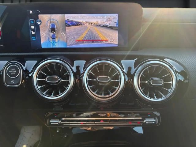 Mercedes-Benz A 35 AMG 4MATIC AMG Line