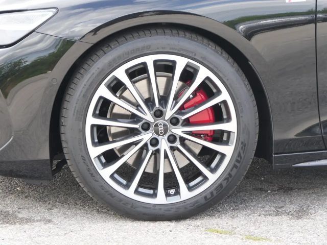 Audi A6 e-tron Quattro