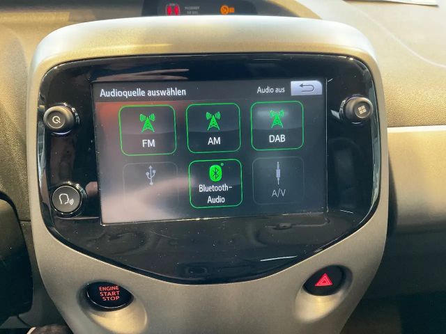 Toyota Aygo 1.0 VVT-i X-sky