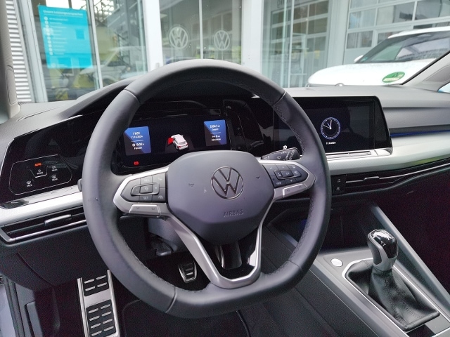 Volkswagen Golf 1.5 TSI BMT Move Variant