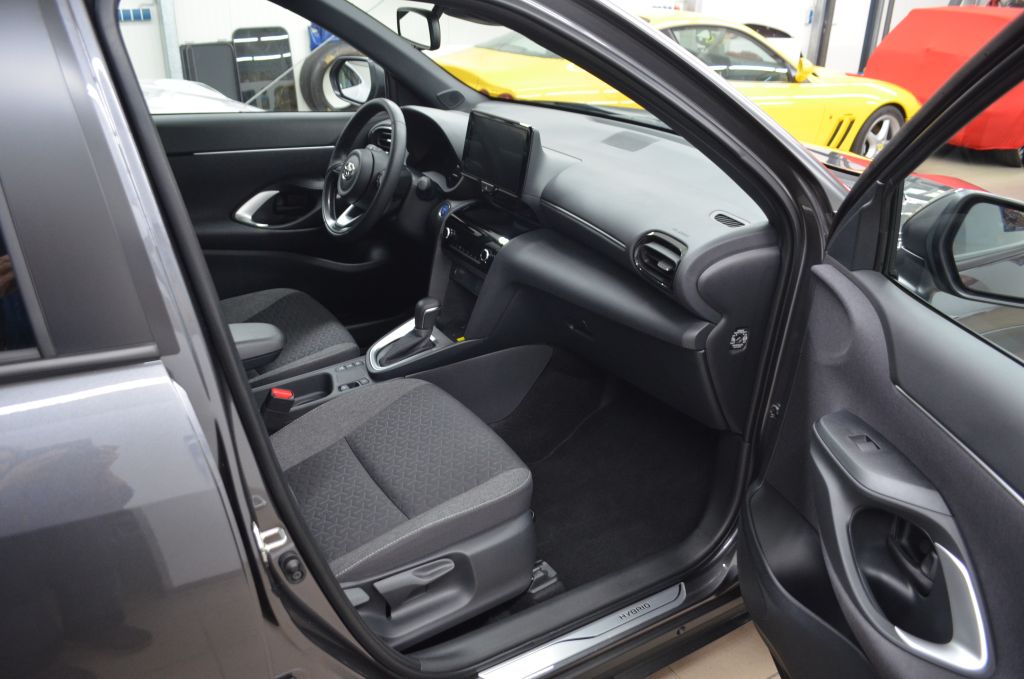 Toyota Yaris Cross 5-deurs Team D