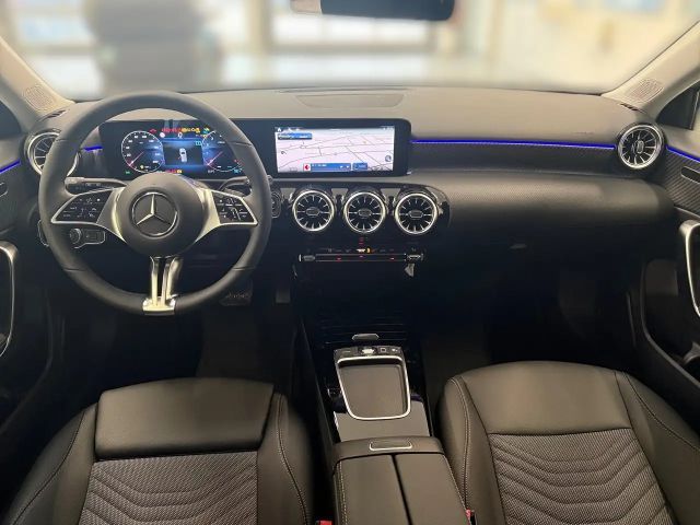 Mercedes-Benz A 180 Hatchback