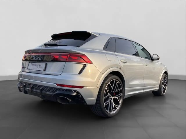 Audi RS Q8 Quattro