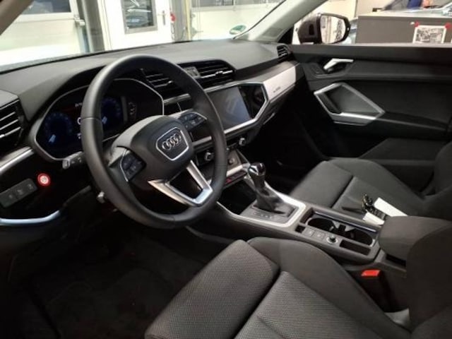 Audi Q3 35 TFSI S-Tronic