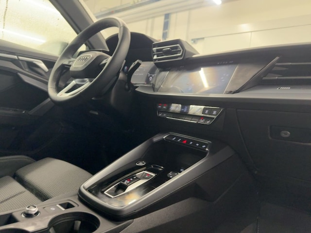 Audi A3 35 TFSI S-Line S-Tronic Sportback