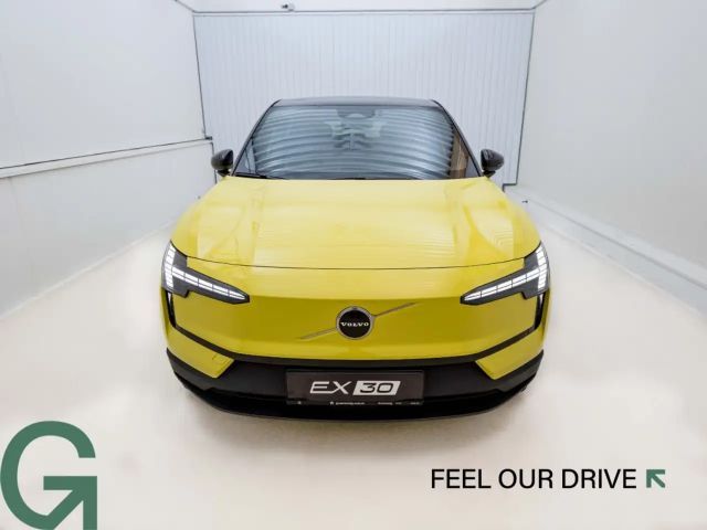 Volvo EX30 Extended range Plus Single motor