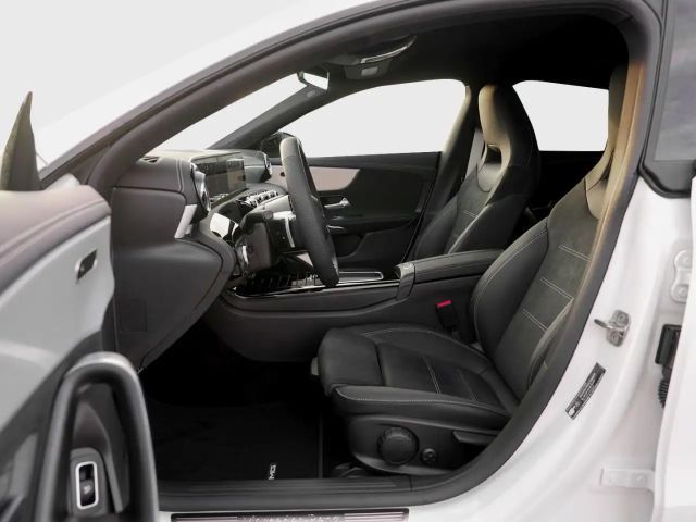 Mercedes-Benz CLA 180 AMG Line Shooting Brake