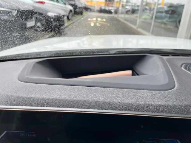 BMW 320 320d M-Sport Sedan xDrive