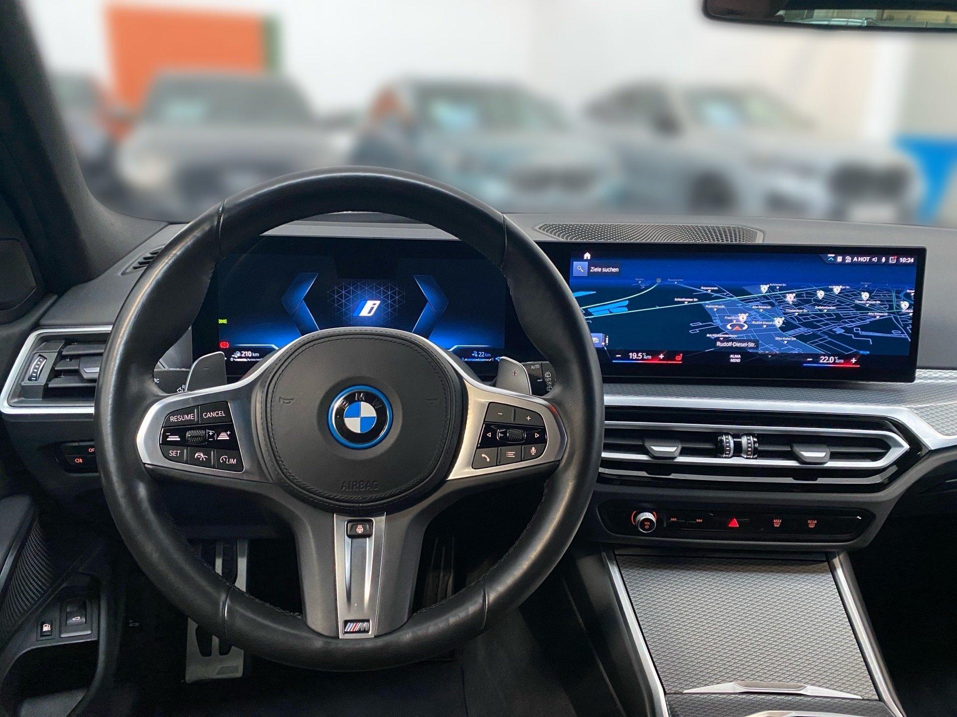 BMW 330 330e Touring xDrive