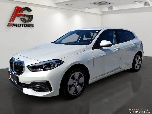 BMW 118 118d Sedan