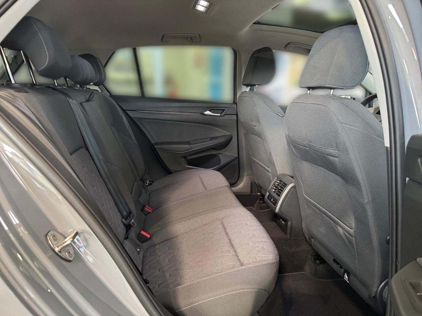 Volkswagen Golf 1.5 TSI Golf VIII Life