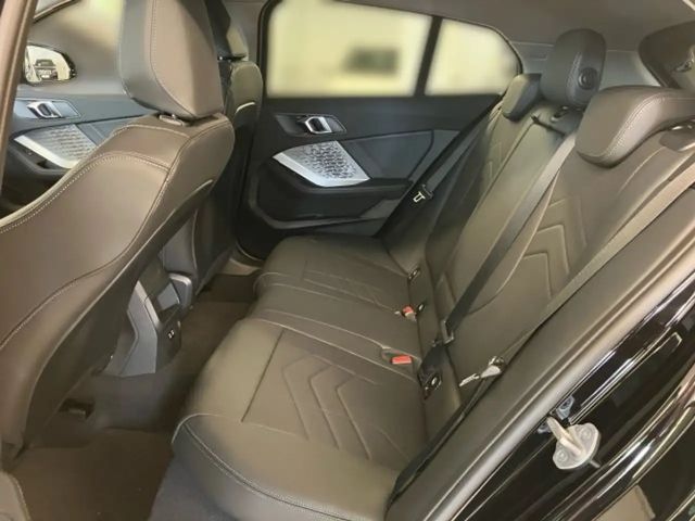 BMW 120 120d 5-deurs Sedan