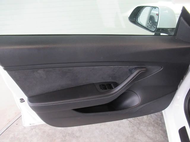 Tesla Model 3 58KW  *ACC *LED *Navi