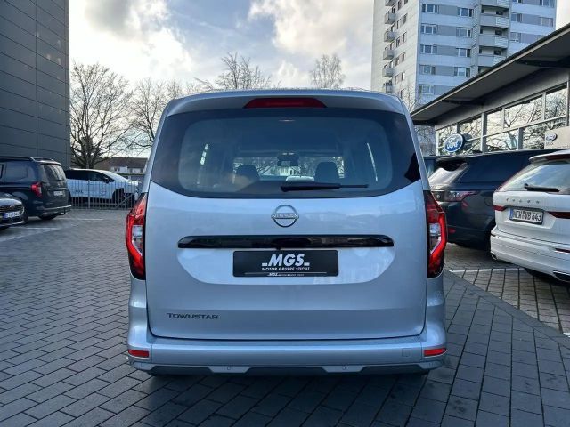 Nissan Townstar DAB #BT #ANDROID #PDC #KAMERA #LED