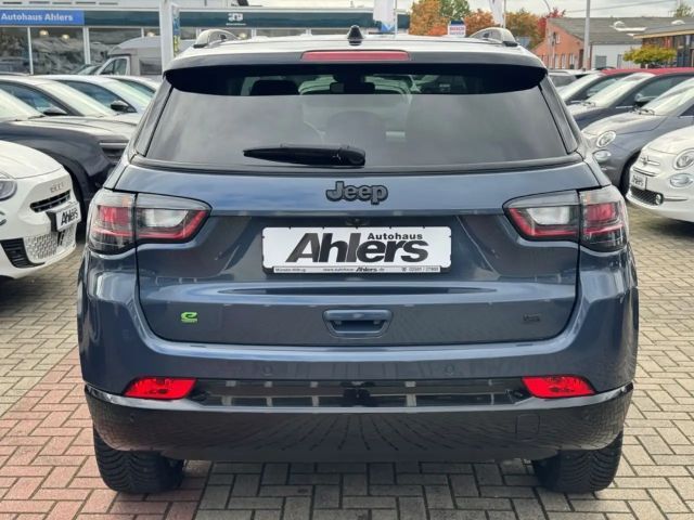 Jeep Compass S+360KAMERA+LEDER+NAVI+ACC+ALLWETTER+19ZOLL+