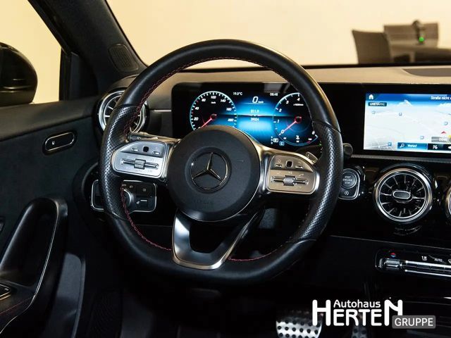 Mercedes-Benz A 180 AMG Line