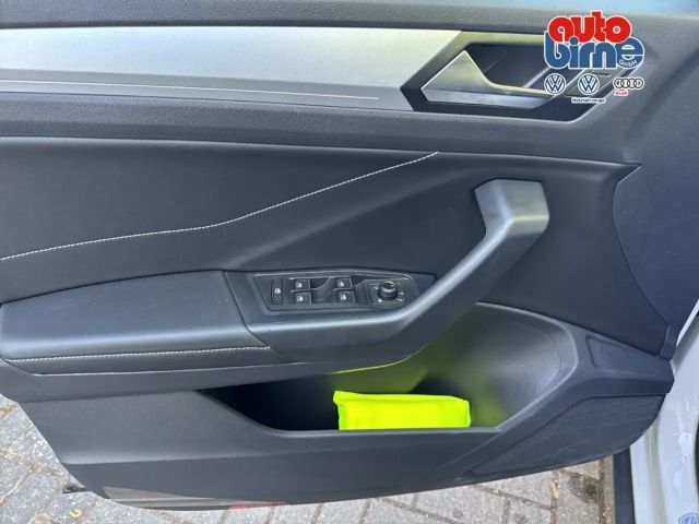 Volkswagen T-Roc Goal EU6e GOAL 1.0 l TSI OPF 85 kW (116 PS) 6-Gang